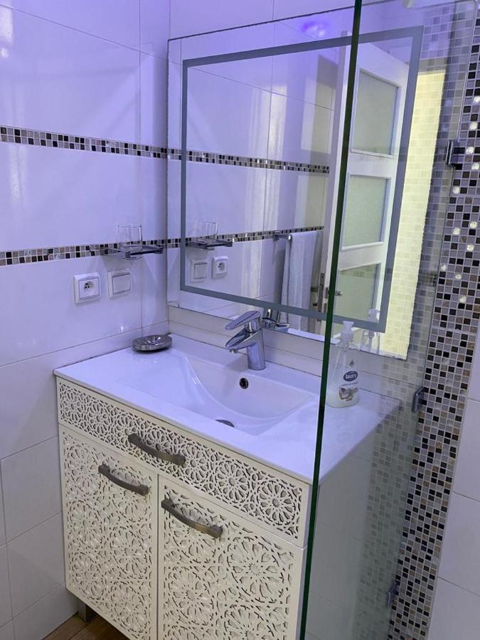 Appartement Luxueux Vue Sur Mer Pied Dans L'Eau Region Tanger - Tetouan N6 Martil Exteriér fotografie